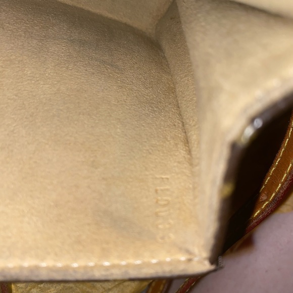 Authentic Louis Vuitton Florentine Waist Bag - Picture 9 of 11